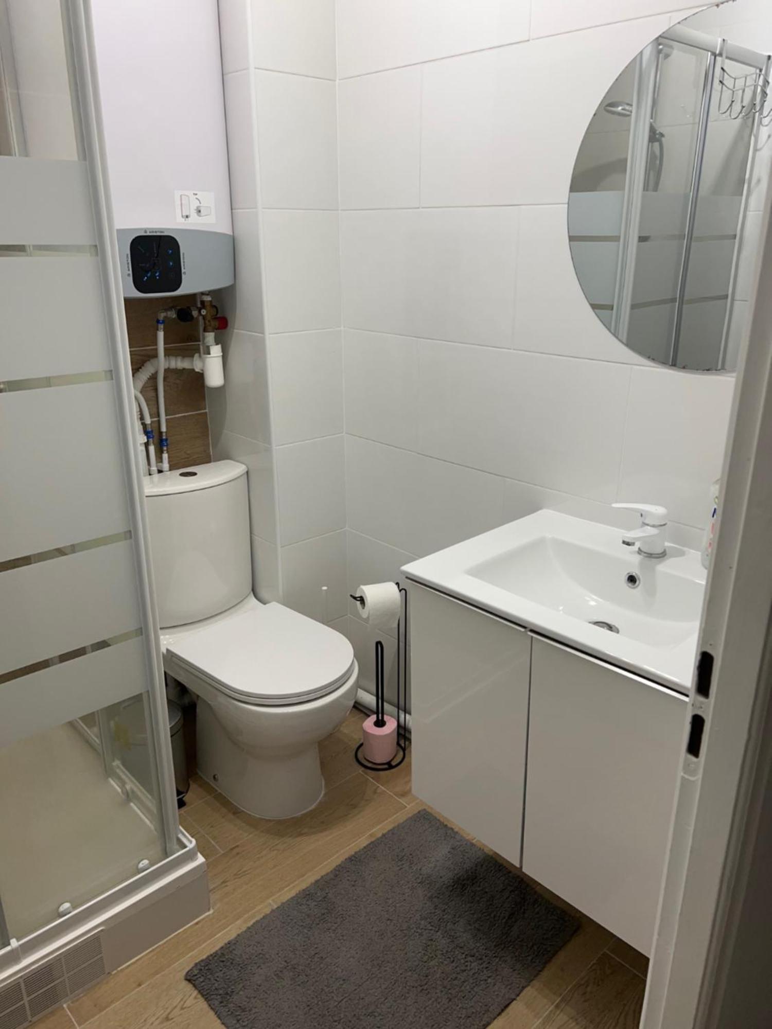 Appartement Lumineux Pres Metro Saint-Denis  Dış mekan fotoğraf